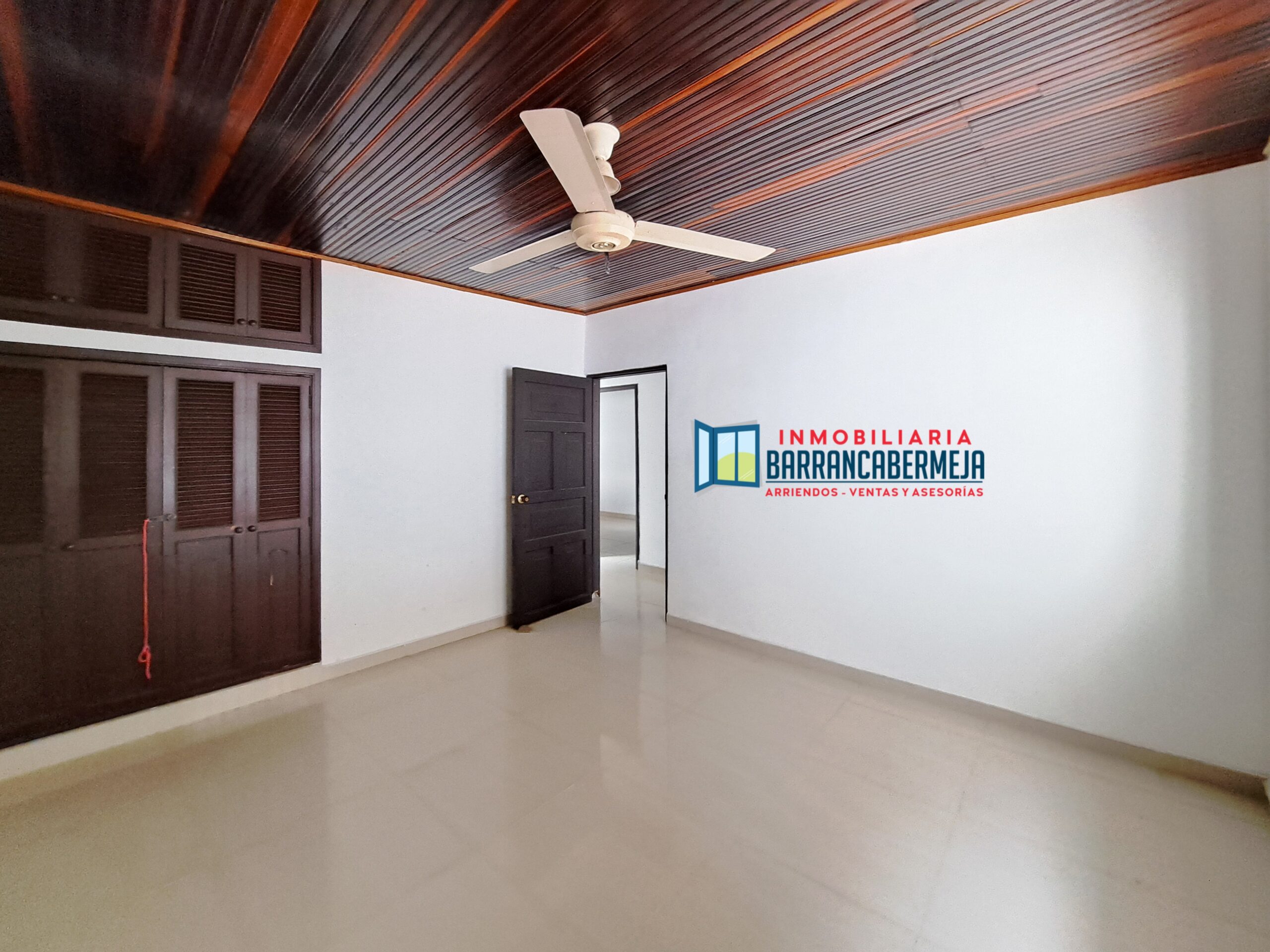 CASA EN ARRIENDO BARRIO COLOMBIA