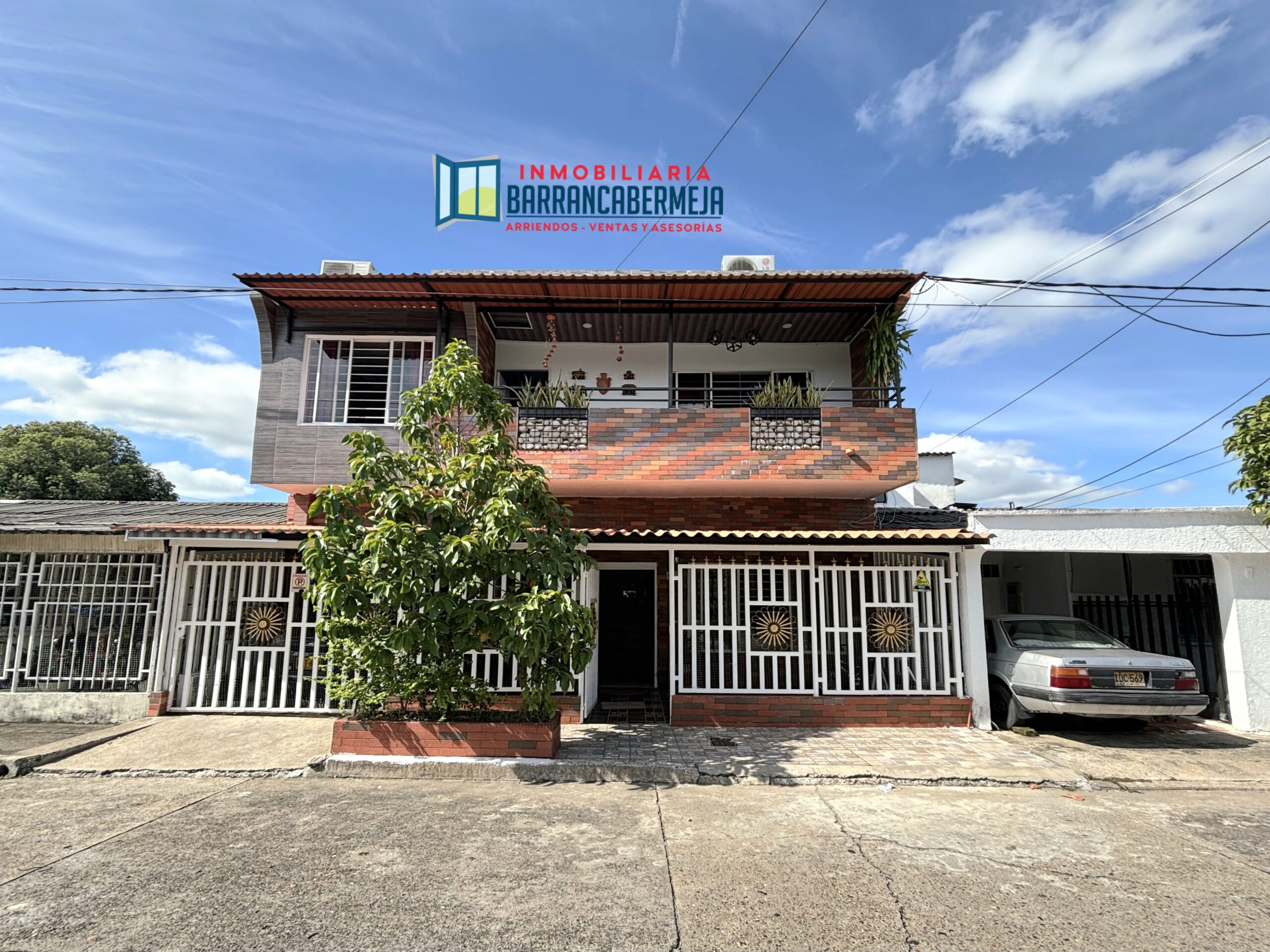 CASA EN VENTA BARRIO CINCUENTENARIO