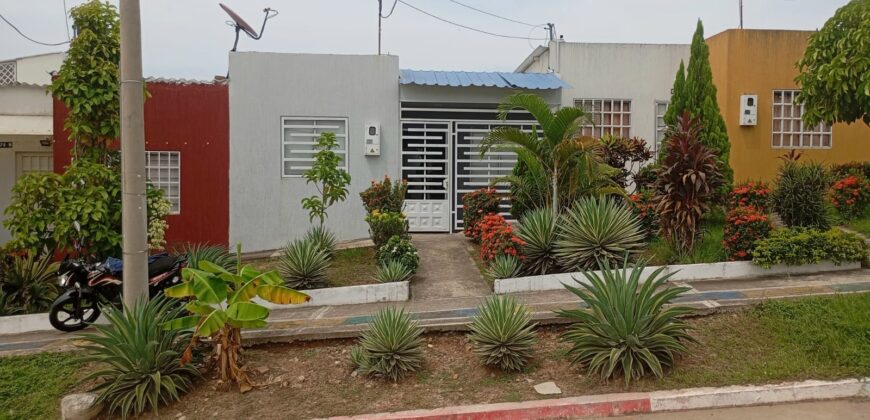 CASA EN VENTA BARRIO PRADOS DE ARGELIA