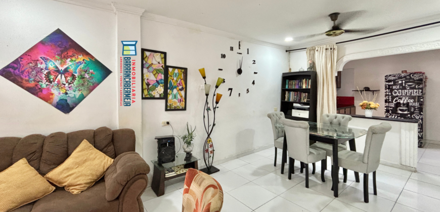 CASA Y APT ESTIDIO EN VENTA BARRIO LIBERTAD