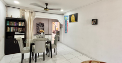 CASA Y APT ESTIDIO EN VENTA BARRIO LIBERTAD