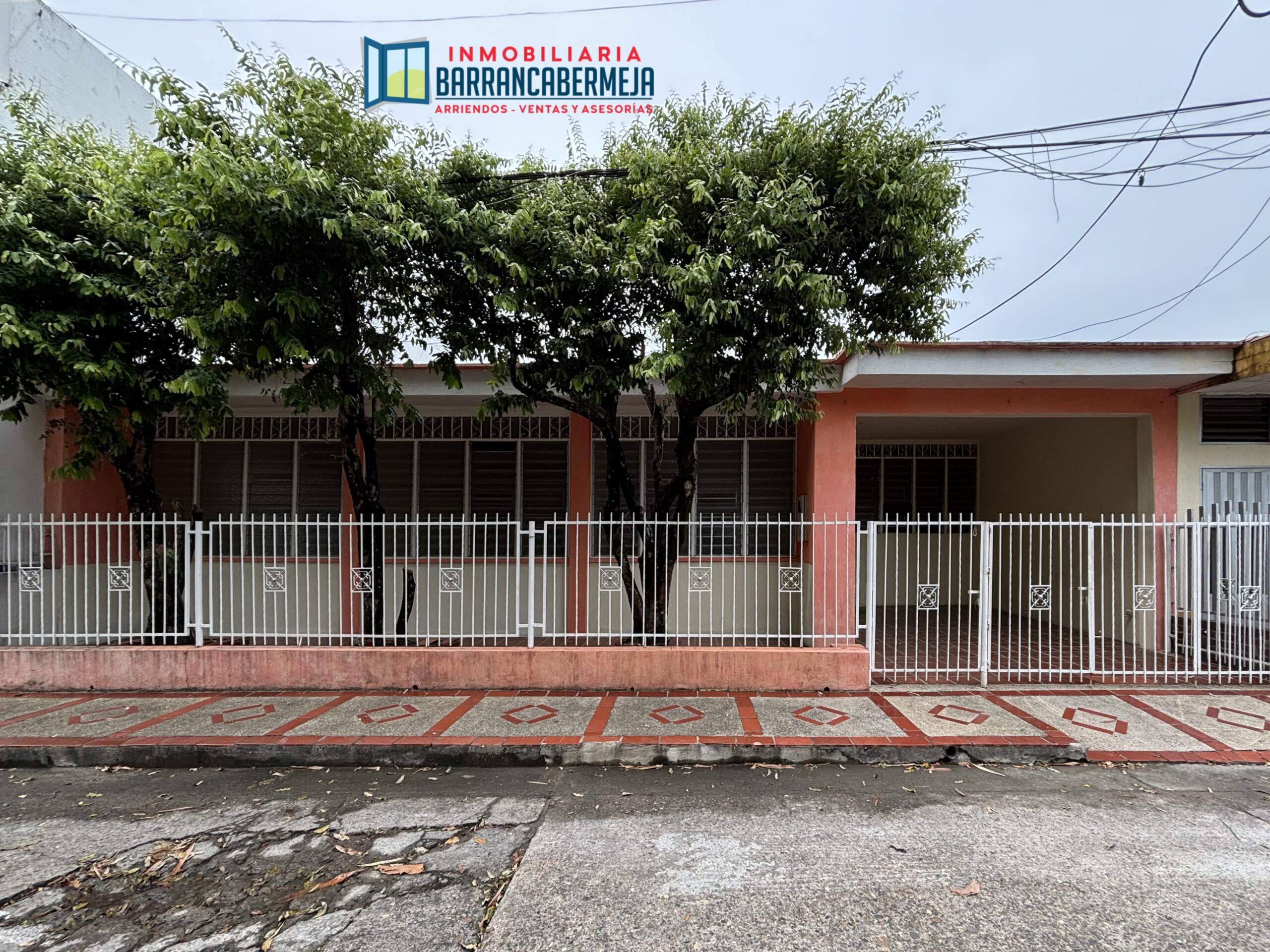 CASA EN ARRIENDO BARRIO INSCREDIAL