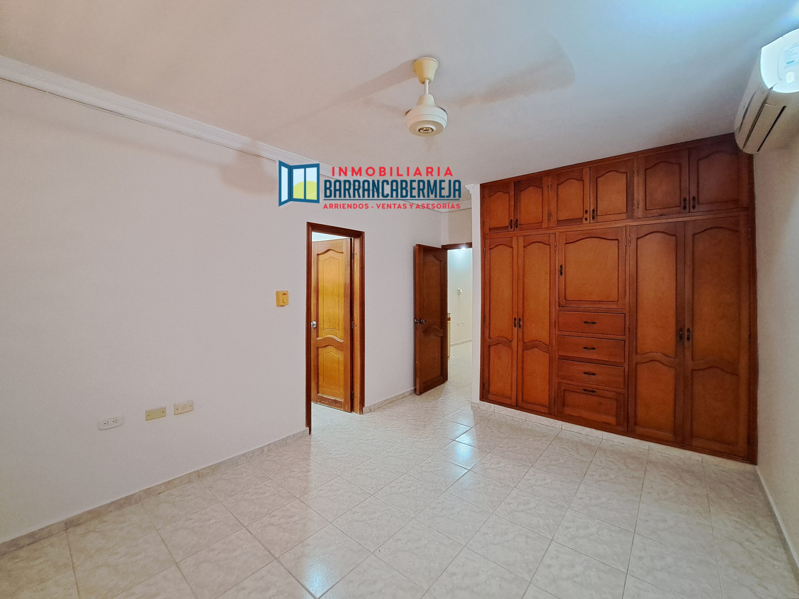 APTO EN ARRIENDO BARRIO COLOMBIA