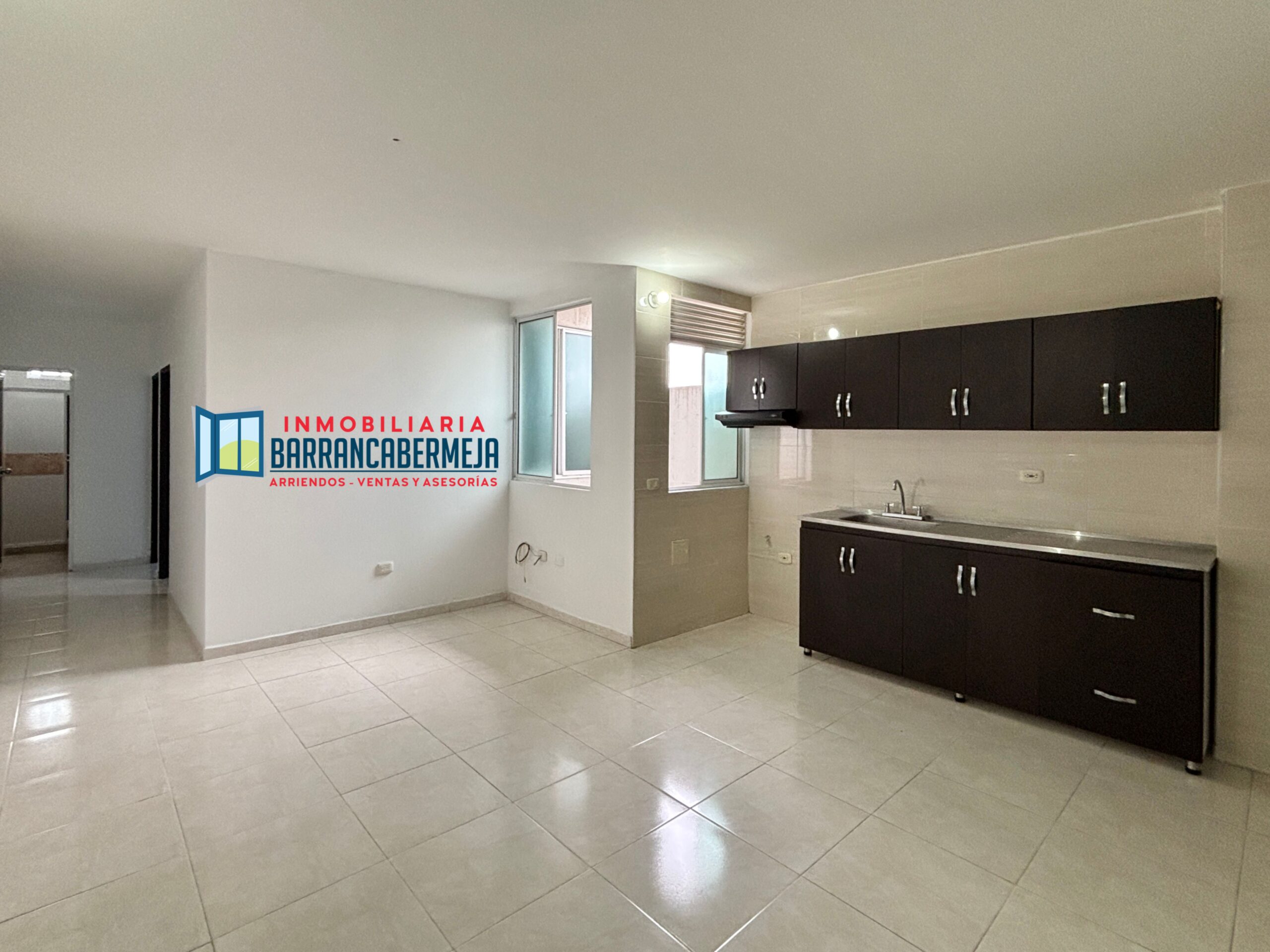 APTO EN ARRIENDO BARRIO GALAN (2DO PISO)